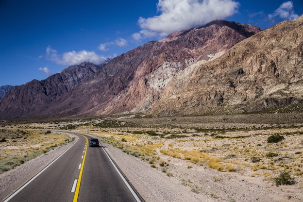 9 Methods for Capturing Stunning Road Trip Photography